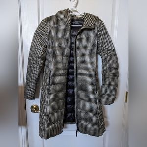 Uniqlo houndstooth puffer jacket